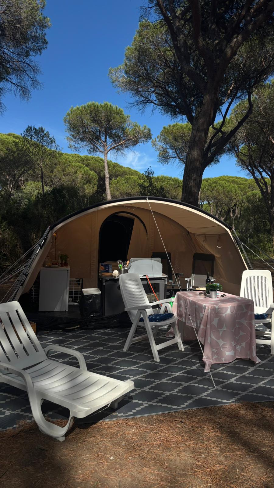 zelt baut sich selbst auf Aufblasbare Zelte für Camping, Blow Up Glamping Zelte mit Handpumpe, einfach einzurichten 4 Saison wasserdicht Winddicht Outdoor Luft Zelte Haus, 2 Türen und 4 Fenster, 3 * 4M Sport & Freizeit A-Frame Trailer Side Tent Shipping Profile_Doba Quantity (click drop-down for price breaks):1 roll - 6 MIL - 10 ft x 30 ft - $69 each