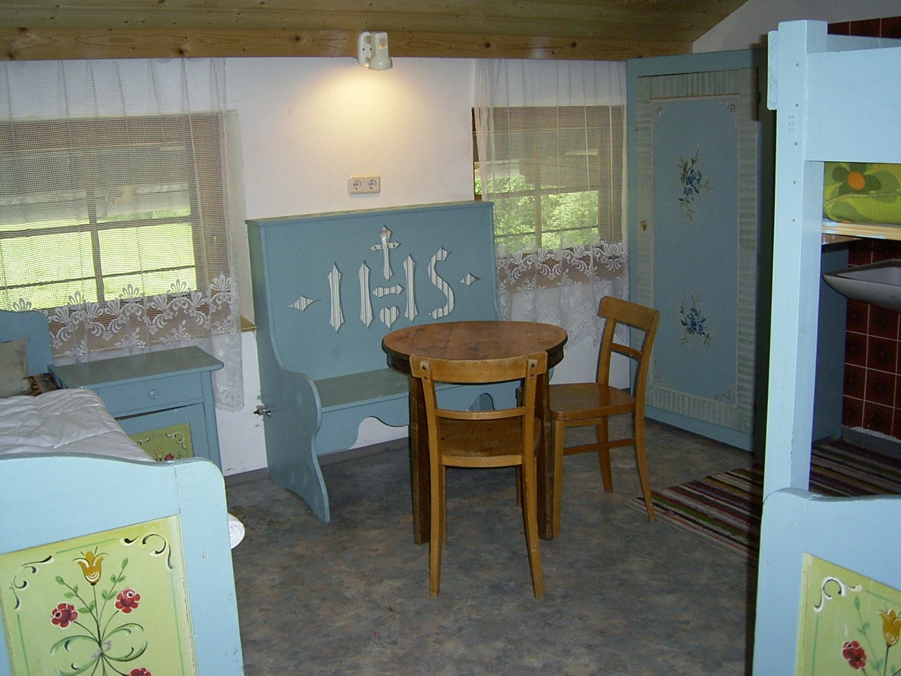 slideshow image