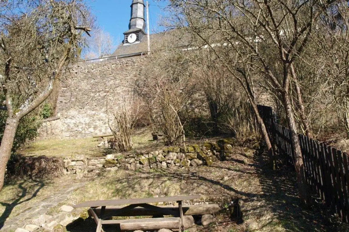 slideshow image